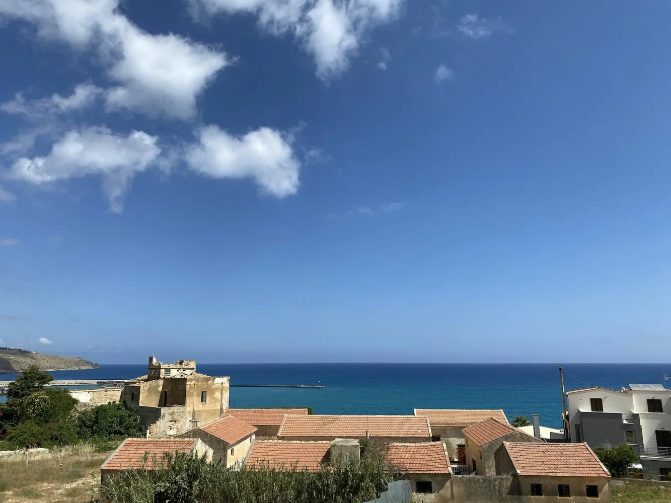 Marina di Petrolo Apartments